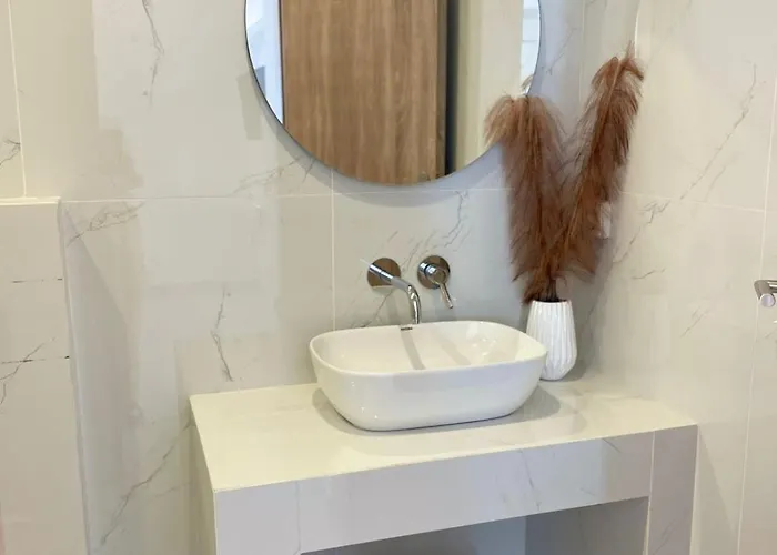 Pulse Designed * Fira (Santorini)