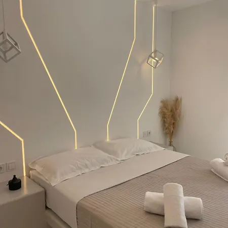 Ξενοδοχείο Pulse Designed *