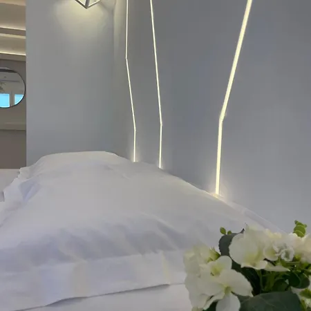 Pulse Designed Hotell *