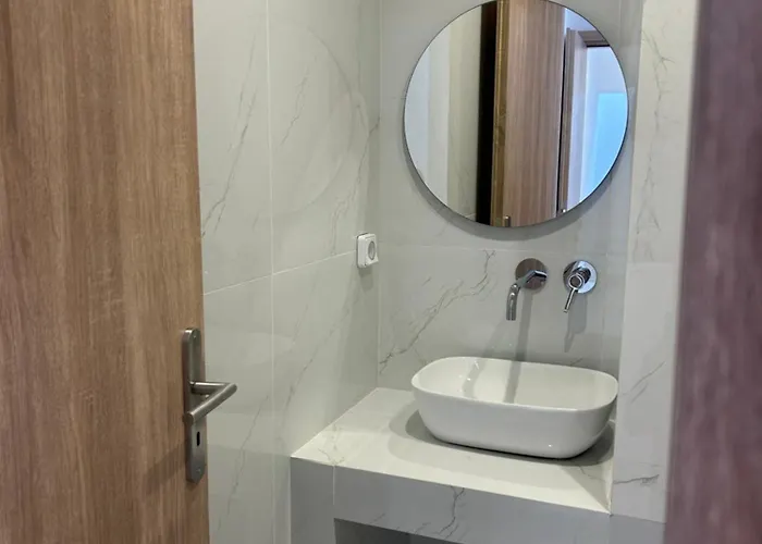 Pulse Designed Fira (Santorini)